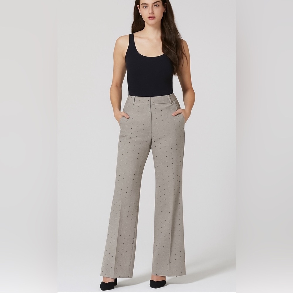 Grey 7th Avenue suiting wide leg pants with black dots.